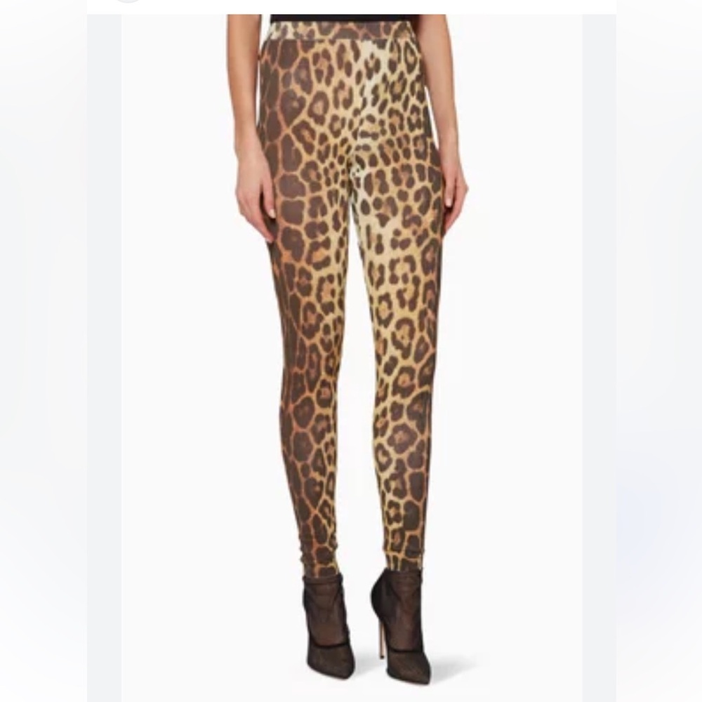 Moschino Couture
Moschino Couture Brown Animal Printed Knit
Lightweight stretch